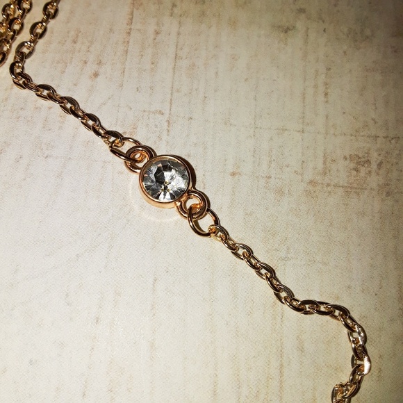 Gold Layered Chain Crystal Coin Bar Necklace - Picture 4 of 7